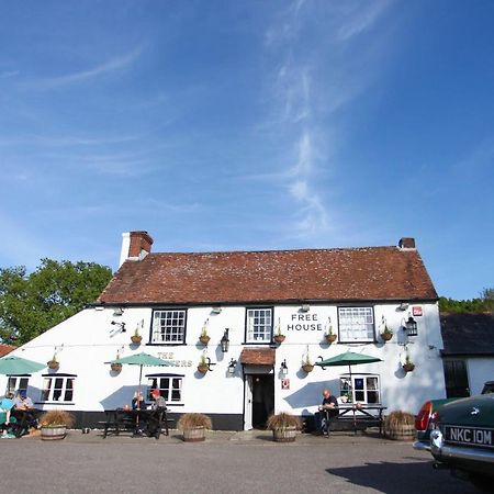 The Cricketers Arms Petworth Exterior foto